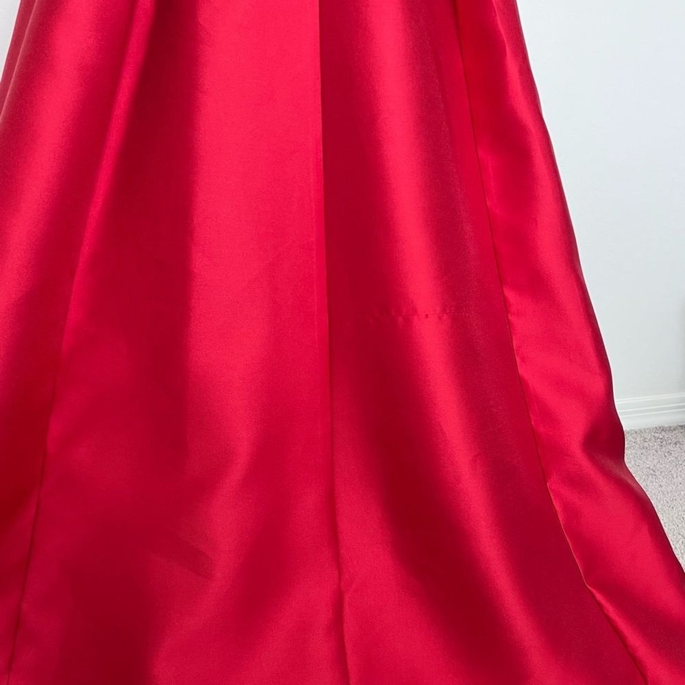 NWT ADRIANNA PAPELL 'Mikado' Sleeveless Hi-Low Maxi Dress. Size 2 - Picture 13 of 14